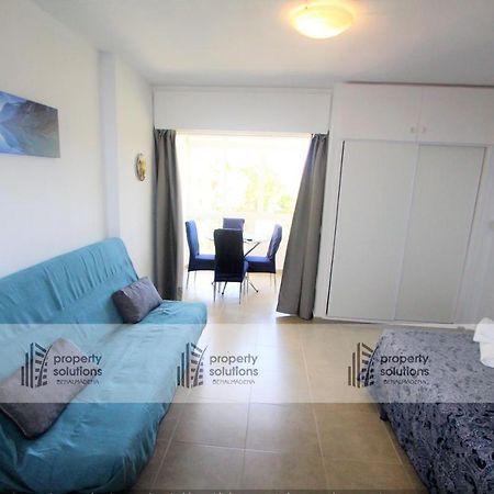 135 Agata Apartamentos. Piscina Y Playa. A Corta Distancia Del Centro. Benalmadena Luaran gambar