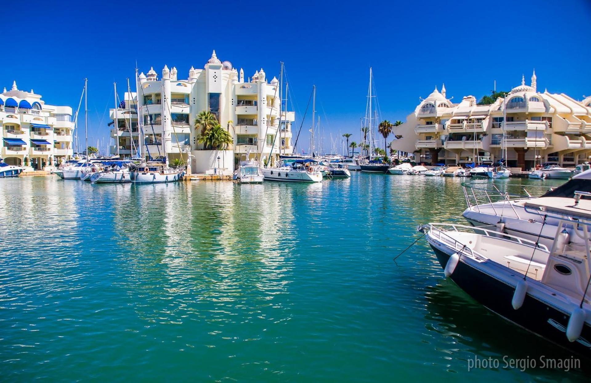 135 Agata Apartamentos. Piscina Y Playa. A Corta Distancia Del Centro. Benalmadena Luaran gambar